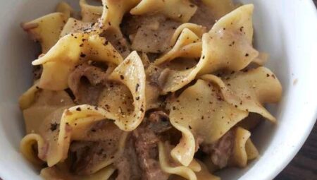 So Simple Beef Stroganoff